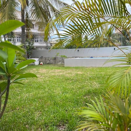 Seasons Break Apartment Pereybere Pereybere Beach Exterior foto